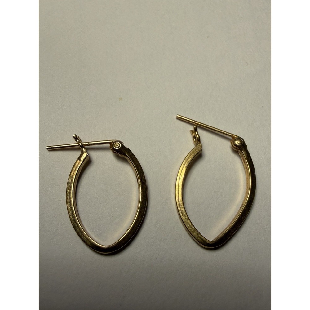 Solid 14k Yellow Gold Hoop Design Classic Shape Earrings